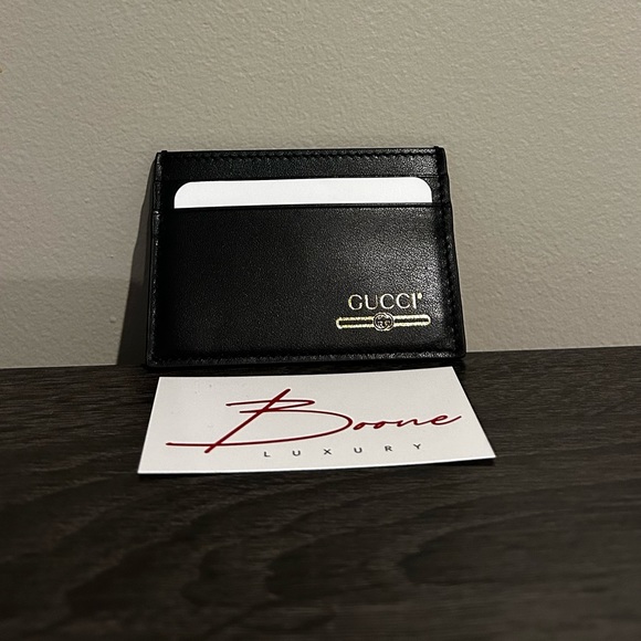 Brand New Gucci Gold Logo Card Holder - Picture 1 of 3